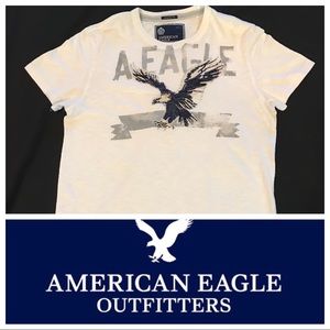 American Eagle T shirt